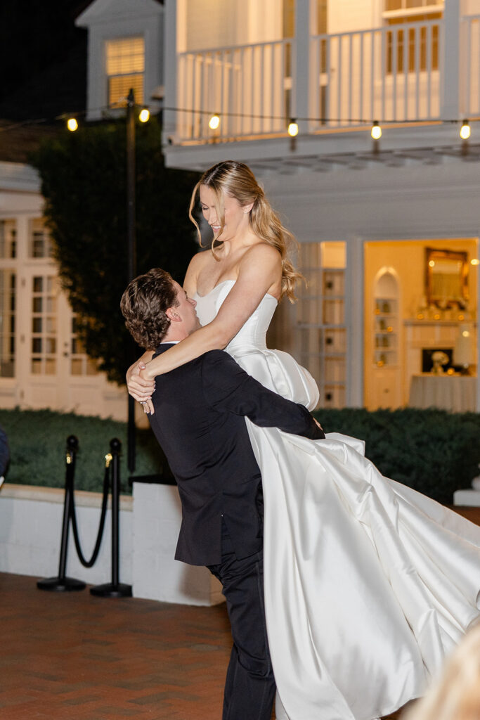 bride and groom first dance at an outdoor wedding at Adams Estate in Lake Alfred, Florida, captured by Snapshots by Gabriela