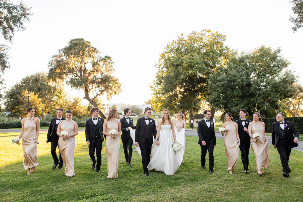 wedding party portrait at an outdoor wedding at Adams Estate in Lake Alfred, Florida, captured by Snapshots by Gabriela