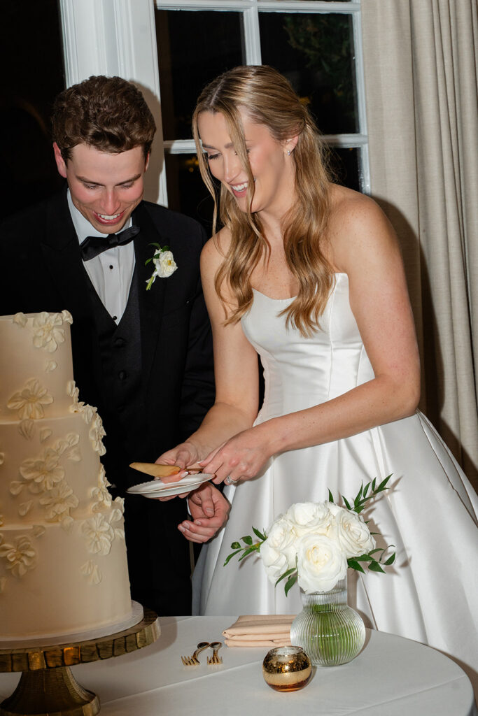 wedding reception details at an outdoor wedding at Adams Estate in Lake Alfred, Florida, captured by Snapshots by Gabriela