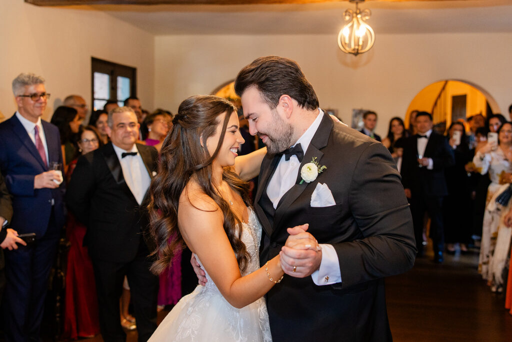 bride and groom first dance at historic estate wedding venue Casa Feliz in Winter Park, Florida, photographed by Snapshots by Gabriela