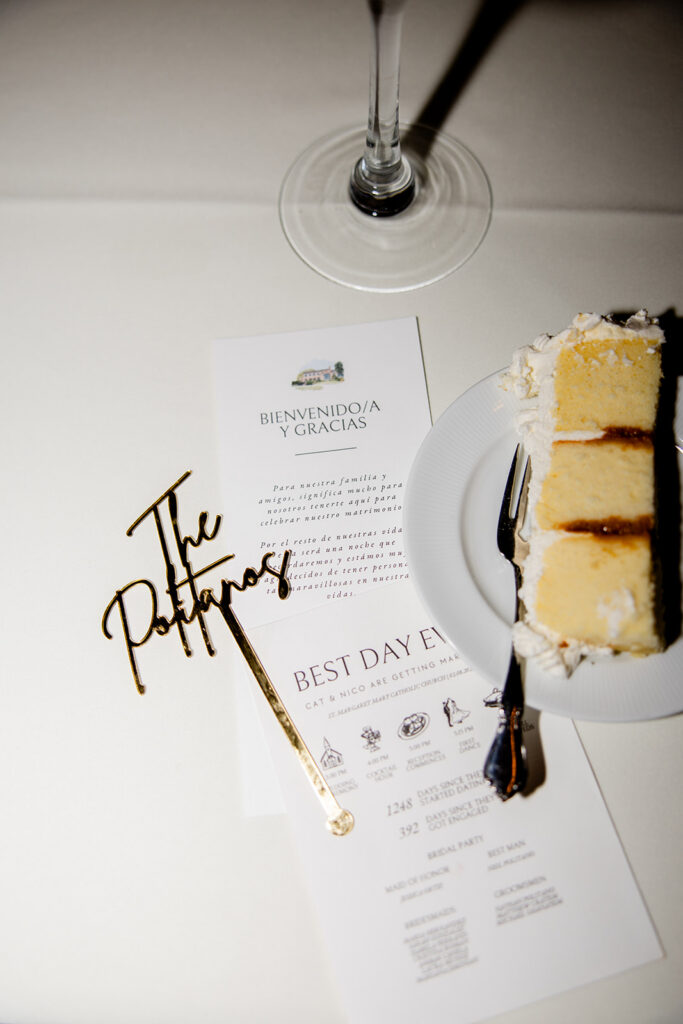 flash photo of reception tabletop with wedding cake at historic estate wedding venue Casa Feliz in Winter Park, Florida, photographed by Snapshots by Gabriela